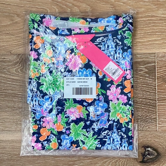 Disney & Lilly Pulitzer Sophie Dress Medium - Picture 6 of 6